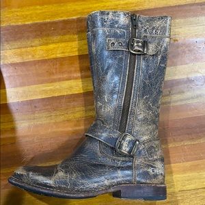 B E D | S T Ü boots